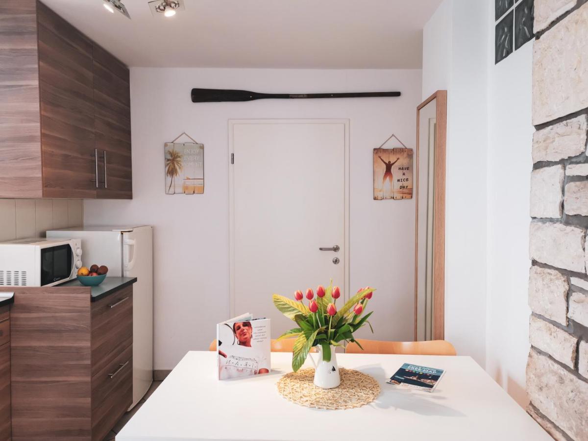 Apartments Vela Piran Exterior photo